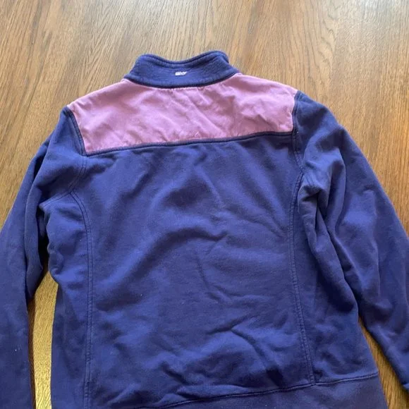 Vineyard Vines Quarter Zip - Picture 3 of 3